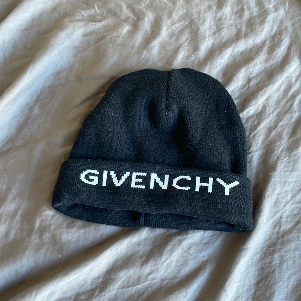 Givenchy beanie black